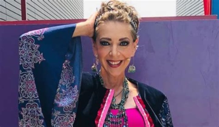 Edith Gonzalez Wiki, Bio, Age, Husband, Daughter, Cause of Death, Net Worth, Family, Parents, Cancer, Obituary, Funeral, Height, Nationality and Ethnicity