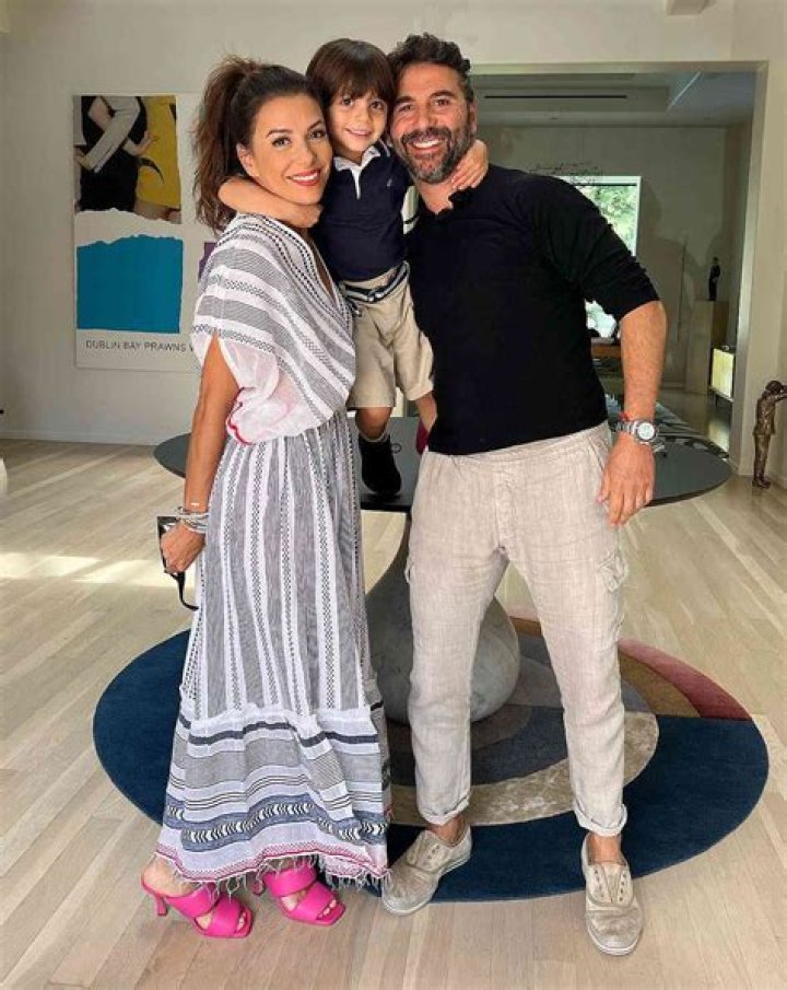 Natalia Alcocer Wiki: Is She Married? Meet Her Children Hijas Mariana And Natalia Baston